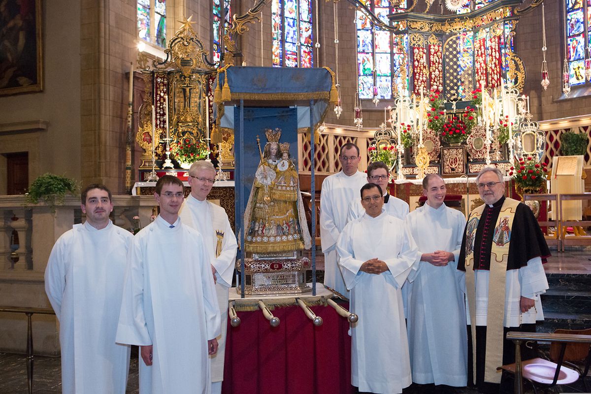 Octave Procession de cloture de l'Octave avec la messe 25.05.14 Joaquim Valente