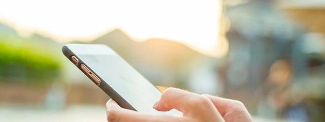  SOUS LE POUCE est une rubrique spécialement dédiée au mobile