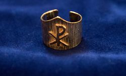 Der Bischofsring des künftigen Weihbischofs Leo Wagener.