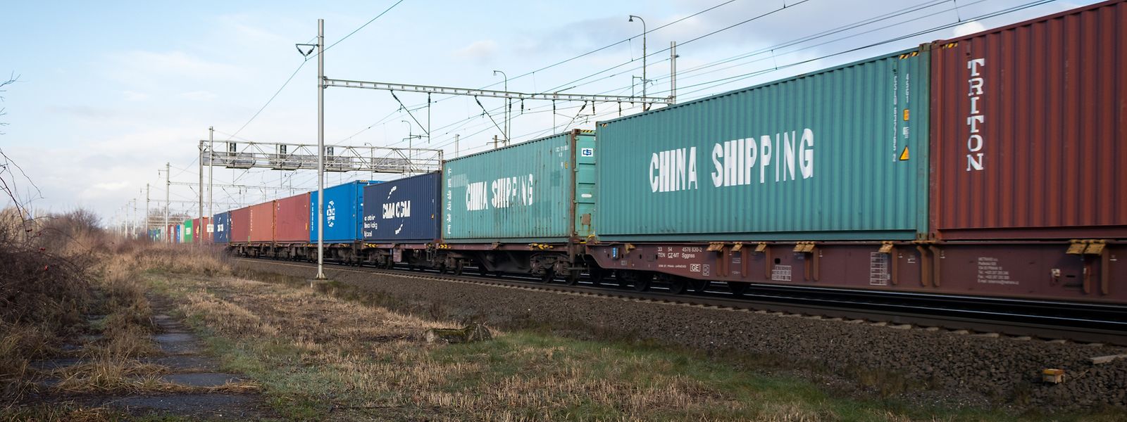 Für die rund 10 000 Kilometer lange Strecke von China bis nach Mitteleuropa benötigen Güterzüge in der Regel gut zwei Wochen.