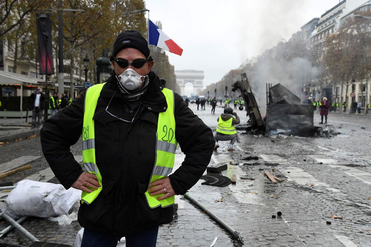 In einigen Teilen von Paris sind die Proteste ausgeartet.