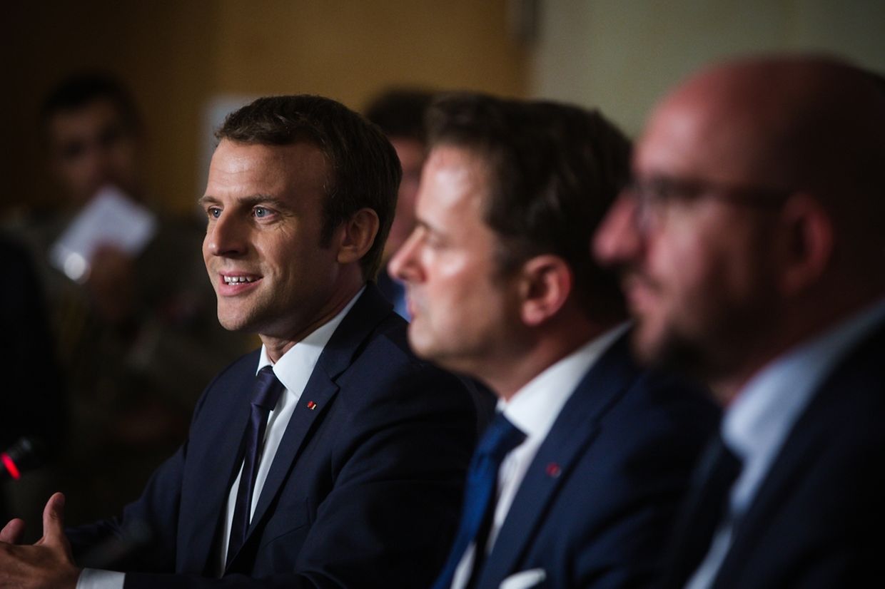Emmanuel Macron, Xavier Bettel et Charles Michel, au château de Senningen pour une entretien trilatéral