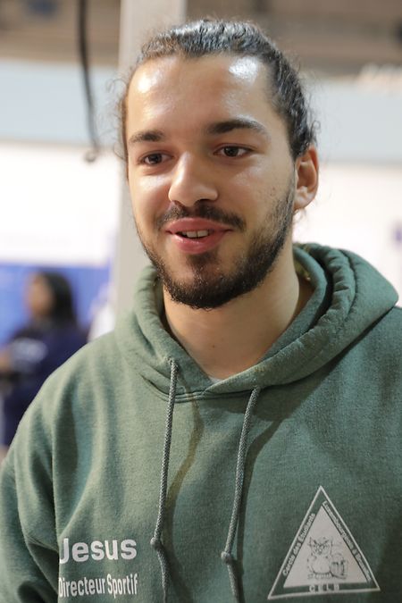 Der 23-jährige Ben Wirth will mit seinem Studentenverein Präsenz zeigen, damit viele nach Brüssel zum Studieren kommen.