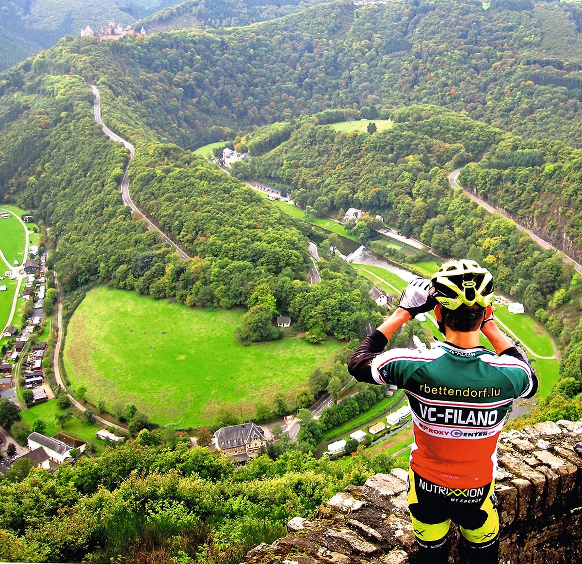 Mike McQuaide ist ein begeisterter Radfahrer.
					