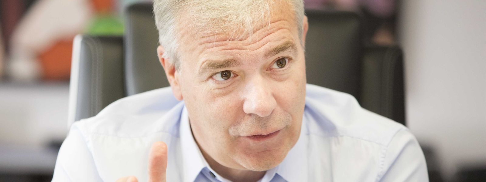 Dan Kersch, der für den öffentlichen Dienst zuständige Minister, hat seinen Text überarbeitet. 