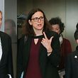 European Commissioner for Trade Cecilia Malmstrom (C), US trade representative Robert Lighthizer (L) and Japan's Economy Minister Hiroshige Seko arrive for a meeting for talks after US President imposes tariffs of 25 percent on steel and 10 percent on aluminum, on March 10, 2018 at the European Commission headquarters in Brussels. / AFP PHOTO / POOL / STEPHANIE LECOCQ