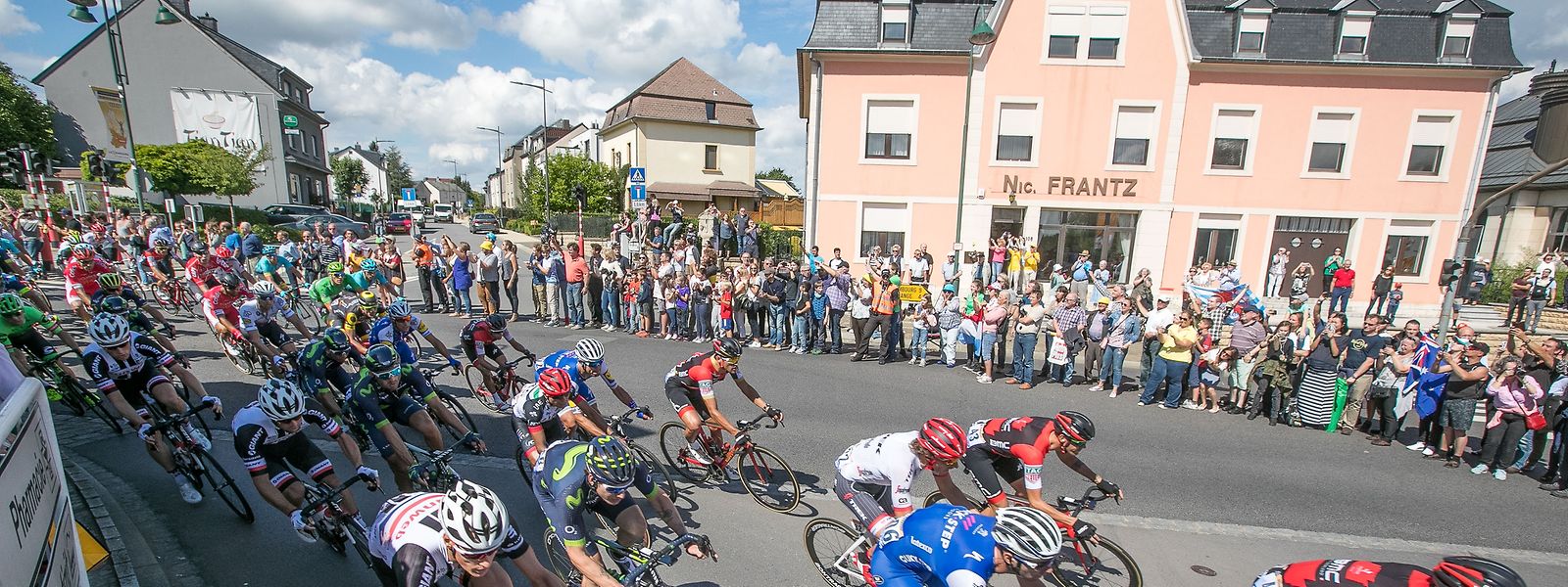 O Tour de France na passagem por Mamer.