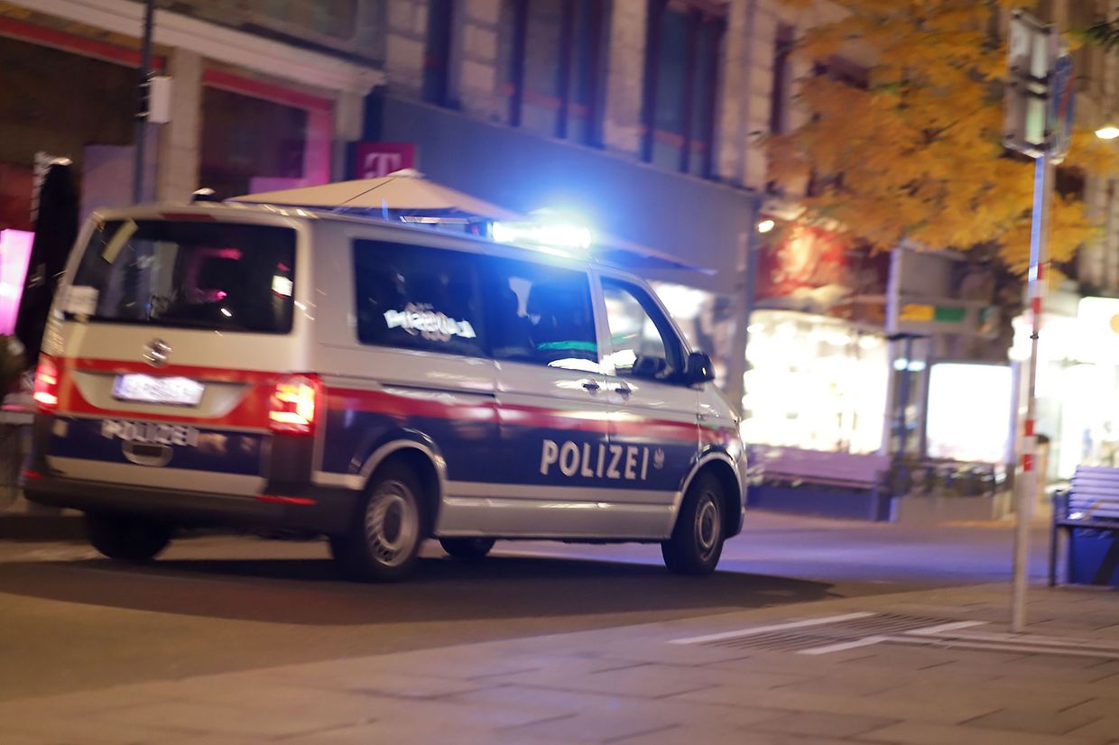 Tiroteio em Viena. 