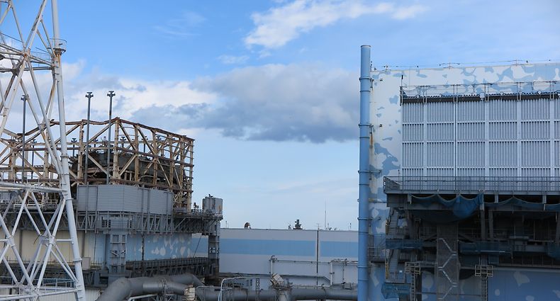 Blick auf die stark beschädigten Reaktoren 1 und 2 der Atomruine Fukushima Daiichi. In dem Kraftwerk war es am 11. März 2011 infolge eines Erdbebens und Tsunamis zum Super-Gau gekommen.