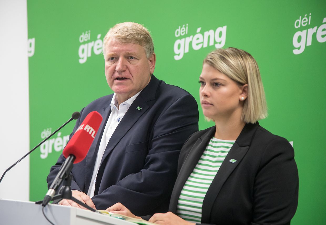 Die grünen Parteichefs Christian Kmiotek und Djuna Bernard kündigten am 25. September eine Regierungsumbildung an.