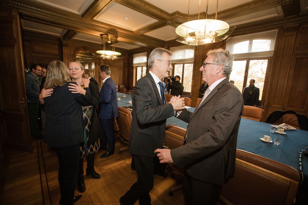 Die Vorbereitungen zu den Koalitionsverhandlungen haben begonnen.