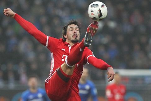 Auftakt der Bundesliga: FC Bayern und Leverkusen duellieren sich