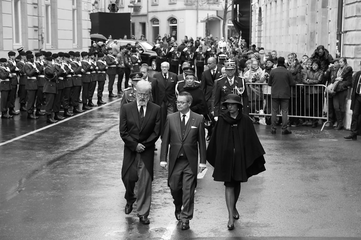 Lokales, Online, Kathedrale, Staatsbegräbnis Großherzog Jean, funérailles Grand-Duc Jean, Eingang Kathedrale,