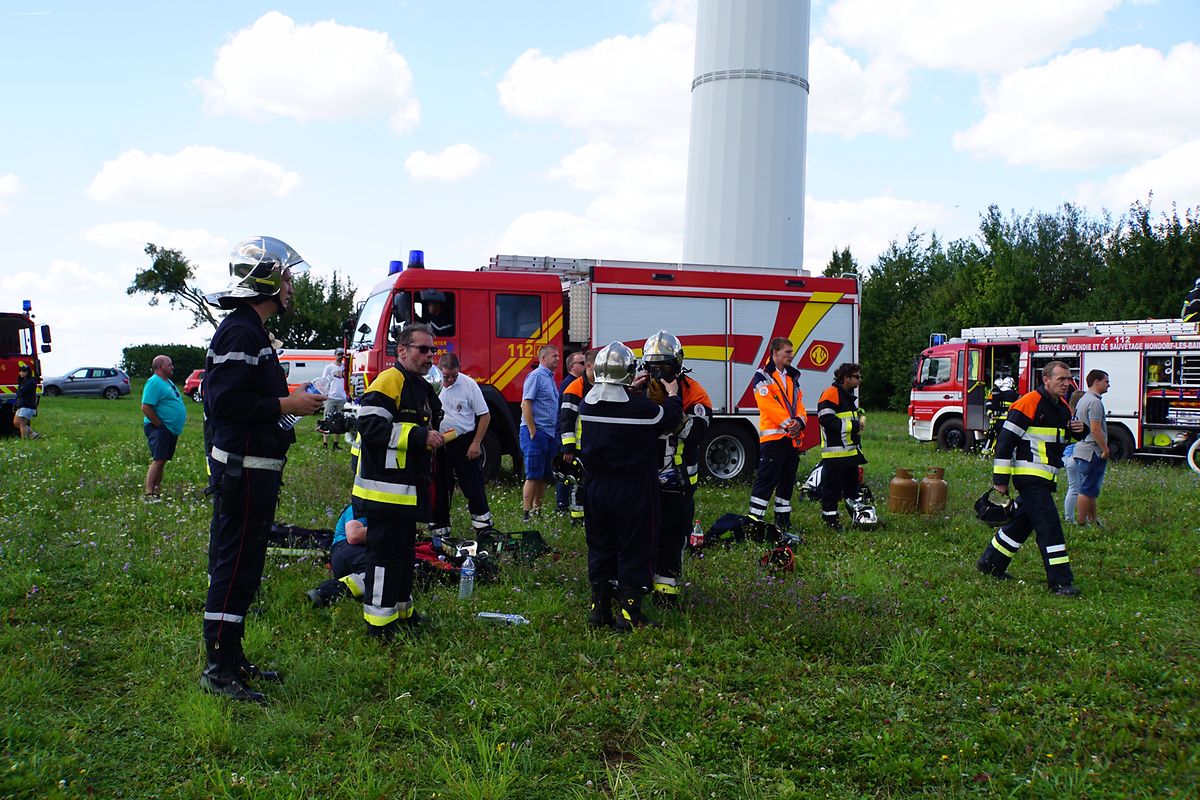 Trotz eines raschen Einsatzes konnten Feuerwehrkräfte nicht verhindern, dass das Gebäude völlig zerstört wurde.