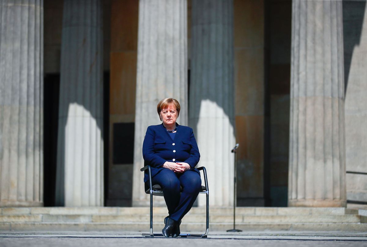 Angela Merkel bei der Gedenkzeremonie an der Neuen Wache in Berlin.