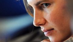 ARCHIV - 18.06.2011, Italien, Perugia: US-Amerikanerin Amanda Knox vor Gericht. Der Fall der einst in Italien wegen Mordes verurteilten und dann freigesprochenen US-Amerikanerin Amanda Knox beschäftigt den Europäischen Gerichtshof für Menschenrechte.    (zu dpa «Menschenrechtsgericht entscheidet über Klage von "Engel mit Eisaugen"» vom 23.01.2019) Foto: Pietro Crocchioni/EPA FILE/dpa +++ dpa-Bildfunk +++