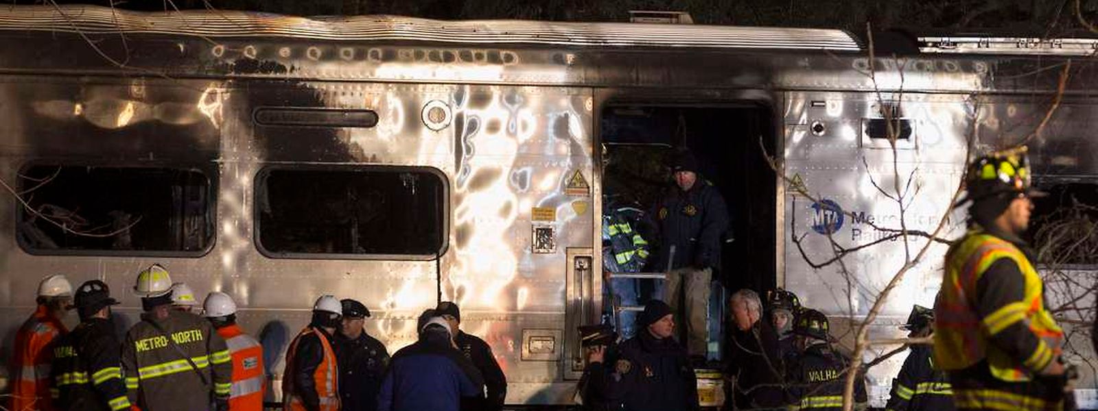 Die Autofahrerin sowie sechs Zugreisende starben.