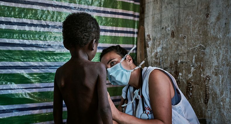 Commune of Ranobe, Amboasary District.

People in the south-east of Madagascar are facing the most acute nutritional and food crisis the region has seen in recent years. MSF began setting up mobile clinics in Amboasary district in late March to screen and treat acute malnutrition in remote villages like those of Ranobe commune, providing ready-to-use therapeutic food and medical care. 

Fanny Taudière, 29, is carrying out her first mission as a doctor with MSF. She is the only doctor on the Ranobe mobile clinic.
Patients with urgent medical issues, but who aren’t included in the nutrition programme, also receive treatment. This is a medical desert, and often there’s no health care available or people can’t afford it. We’re seeing more and more cases of malaria.
All in all, the situation is dire. We have entire families, all of them undernourished, arriving at our mobile clinics. Even when we think we’ve covered an area, people keep coming. They walk here from further and further away and sleep overnight so that they can get treatment.
I remember one patient in particular, a mother who came with her 6-month old baby. Her daughter was suffering from acute severe malnutrition and medical complications. She weighed 3.2 kilos – less than half of what a baby her age should weigh – and her mid upper arm circumference was 75mm, which is tiny. She was also extremely dehydrated. A child in her condition should be hospitalised in an intensive nutritional rehabilitation centre, as outpatient care in our mobile clinic with one consultation every 14 days isn’t enough. But, the centres are a long way from the villages where we work and, when we suggested organising her referral to hospital, her parents refused, which compromised her chances of survival. Transport is provided, but families can’t afford to spend several days away from their villages and activities to live near the centres – food especially is a problem – the time it takes for the treatment. So