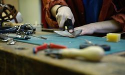 Lokales, Beruf Geschirrmachers, Pferde, Sattel, Handwerk, De Leederwon,  Foto: Anouk Antony/Luxemburger Wort