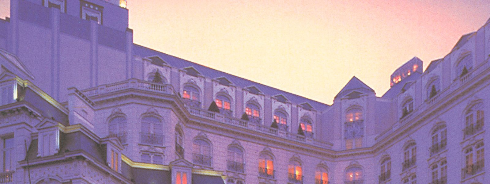 Wie aus tausenduneiner Nacht? Die Fassade des Brüsseler Hotels Conrad.