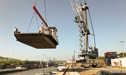 Die Dieselfähre "Sankta Maria I" trat heute ihre Reise von Luxemburg über Antwerpen nach Kamerun an. 