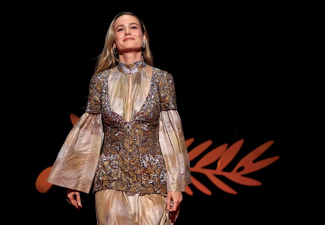 Jury-Mitglied Brie Larson glänzte im wahrsten Sinne des Wortes - in einem Look von Chanel.