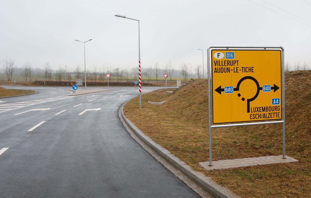 Auf französischer Seite reicht die "Liaison Micheville" bis zur Ortschaft Tiercelet.