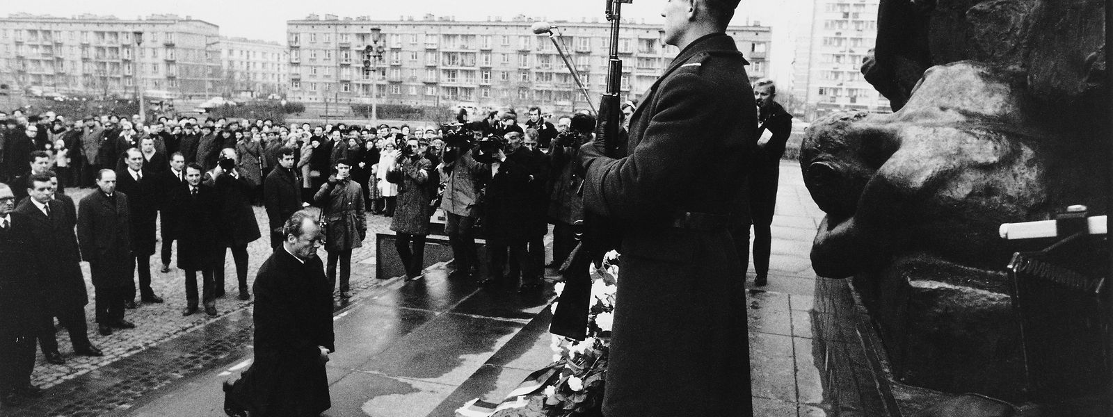 Vor 50 Jahren: Willy Brandt Und Der Kniefall Von Warschau