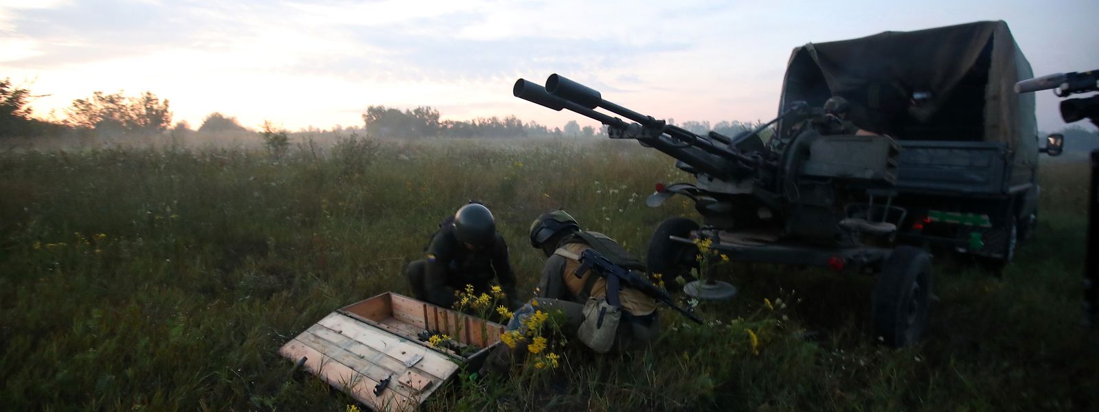 Die Kämpfe im Donbass gehen mit unverminderter Härte weiter.