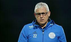 Luxemburgische Fans übernachten in der Slowakei im Stadion