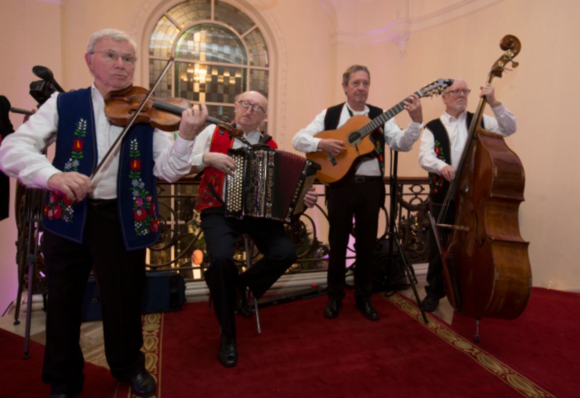 Hochzeit von Pierre Dillenburg und Roland Hübsch im Cercle.
