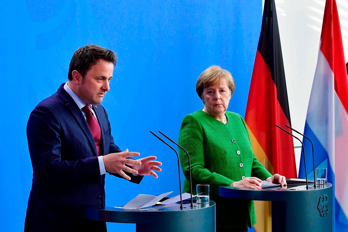 Bettel und Merkel bei der abschließenden Pressekonferenz.