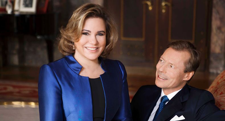 Das Paar wird Mitte Mai in Begleitung von vier Ministern nach Finnland reisen.