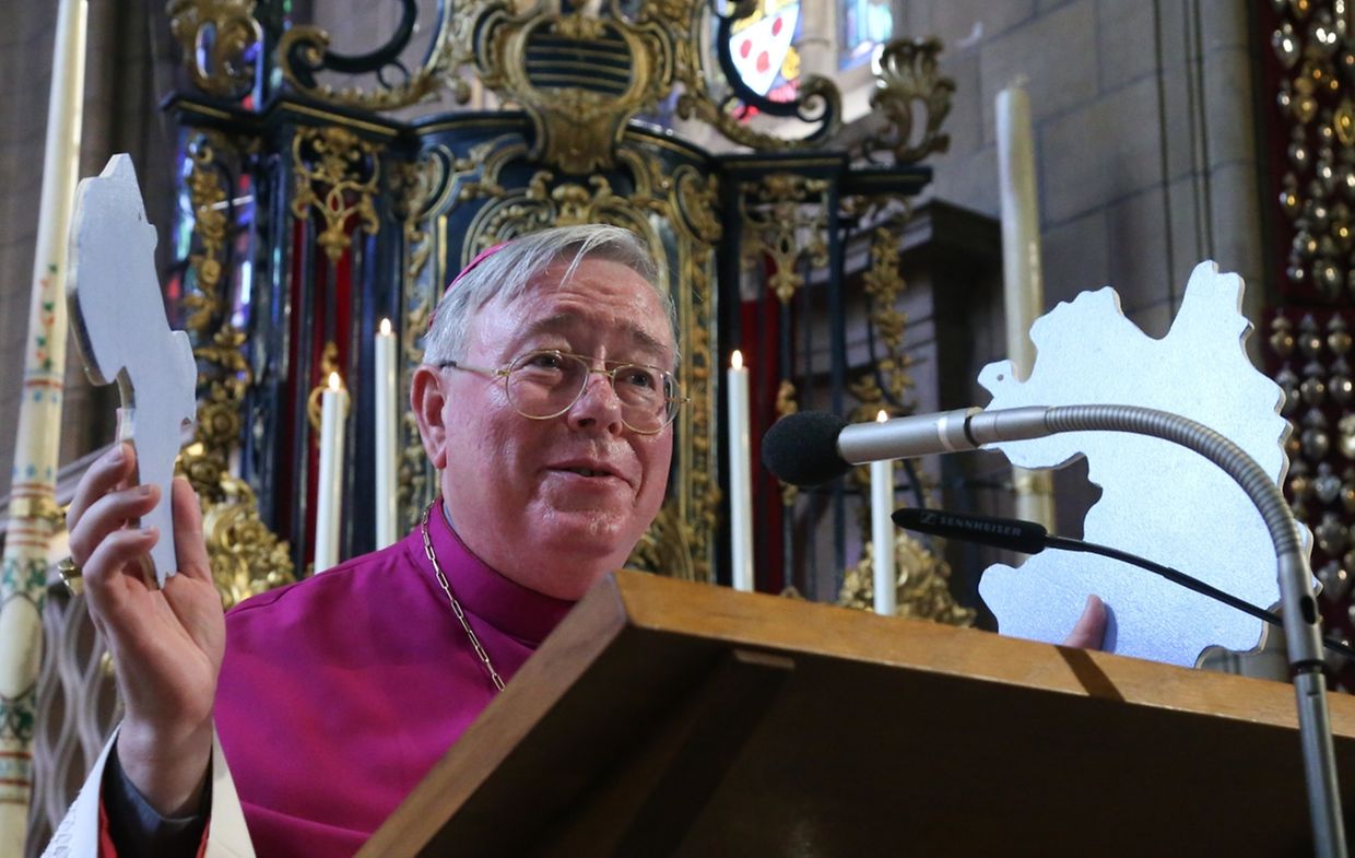 Messe für die neuen Pfarreien: “ Atertdall Sainte-Claire “ (Ospern) & “ Rammerech Saint-Valentin “ (Rambrouch).