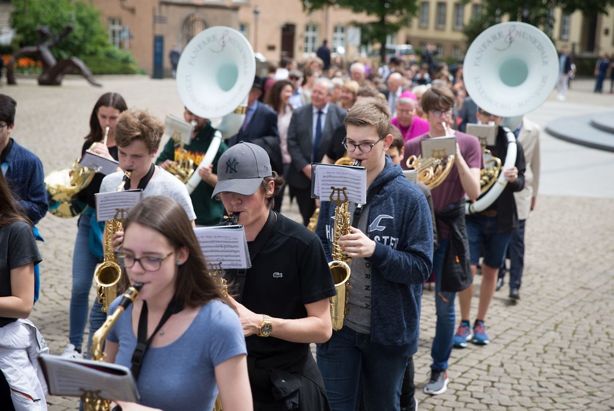 Messe für das Athenäum und die "Lycéen" der Stadt Luxemburg. 