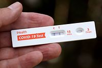 SAN ANSELMO, CALIFORNIA - MAY 02: A positive Covid-19 at home test is displayed on May 02, 2022 in San Anselmo, California. Covid cases are on the rise across most of the United States with an estimated 51 percent increase in cases over the past 14 days. (Photo Illustration by Justin Sullivan/Getty Images)
== FOR NEWSPAPERS, INTERNET, TELCOS & TELEVISION USE ONLY ==