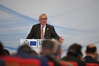 European Commission President Jean-Claude Juncker attends a press conference during the closing session of the first joint European Union and Arab League summit in the Egyptian Red Sea resort of Sharm el-Sheikh, on February 25, 2019. - European and Arab leaders called for joint solutions to Middle East conflicts destabilising both regions while one cautioned Monday against raising utopian expectations from their first-ever summit. (Photo by Khaled DESOUKI / AFP)