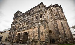 Trier, Treves, Porta  Nigra, Foto Lex Kleren
