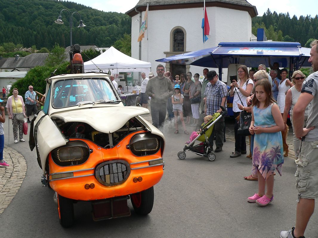 Kunst bewundern, anfassen, ausprobieren und erwerben: Im Kiischpelt waren der Fantasie an Nationalfeiertag erneut keine Grenzen gesetzt.