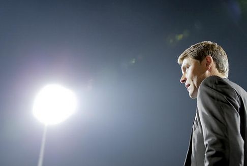 FLF-Präsident Philipp und Nationaltrainer Holtz nicht einer Meinung: Gestörtes Betriebsklima