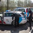 Bei dem Unfall nach einer Verfolgungsjagd kam ein Polizist ums Leben, eine Beamtin wurde schwer verletzt, drei weitere Polizisten leicht.