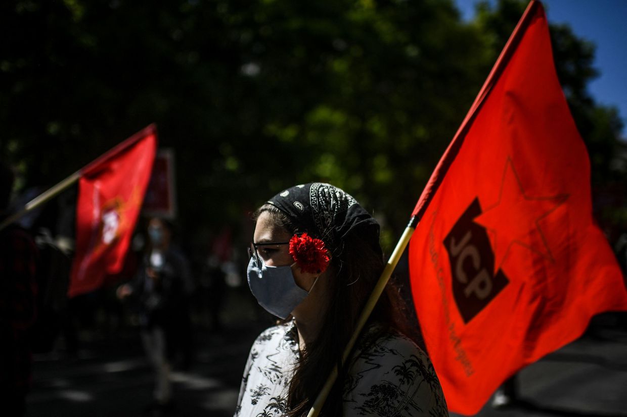 Desfile do 25 de abril na Avenida da Liberdade, em Lisboa.