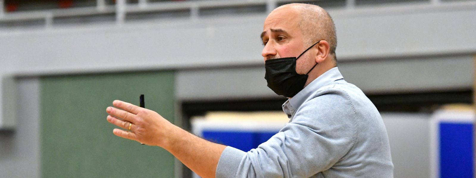 Sylvain Lautié muss tagelang beatmet werden.