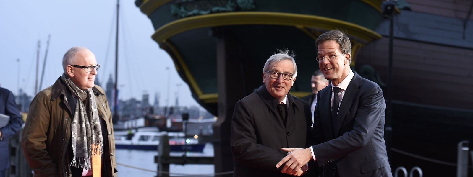 Stürmische Zeiten für die EU: Frans Timmermans, Jean-Claude Juncker und Mark Rutte