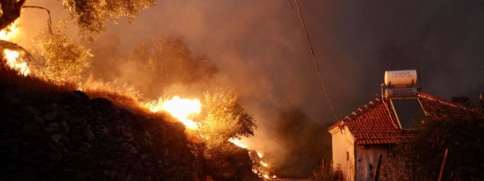Die Feuer bedrohen auch die türkische Urlaubsregion Mugla.