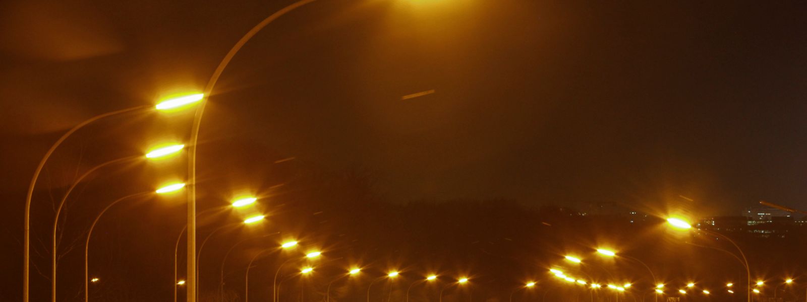 La Wallonie décide de réduire l'éclairage sur ses autoroutes - le Luxembourg a déjà fait des premiers pas dans cette direction avant la crise.  