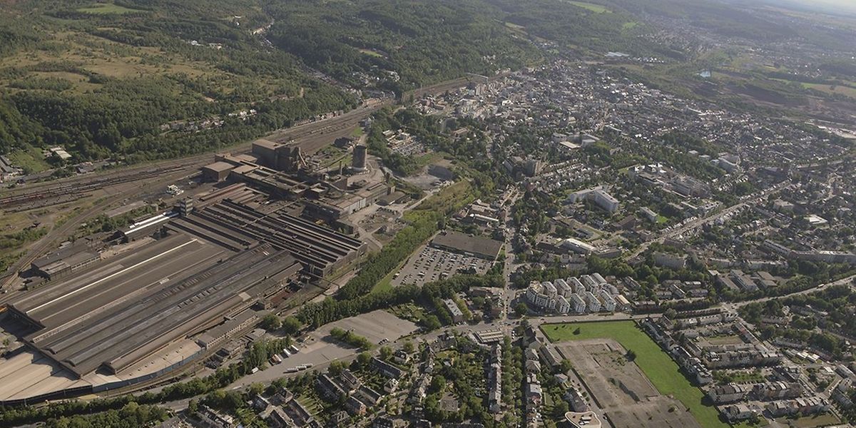 Das Schifflinger Werk (hier 2012 abgelichtet) befindet sich zum Großteil auf Escher Territorium. Es grenzt nicht nur an Lallingen, sondern zieht sich bis zum Stadtzentrum hin. 