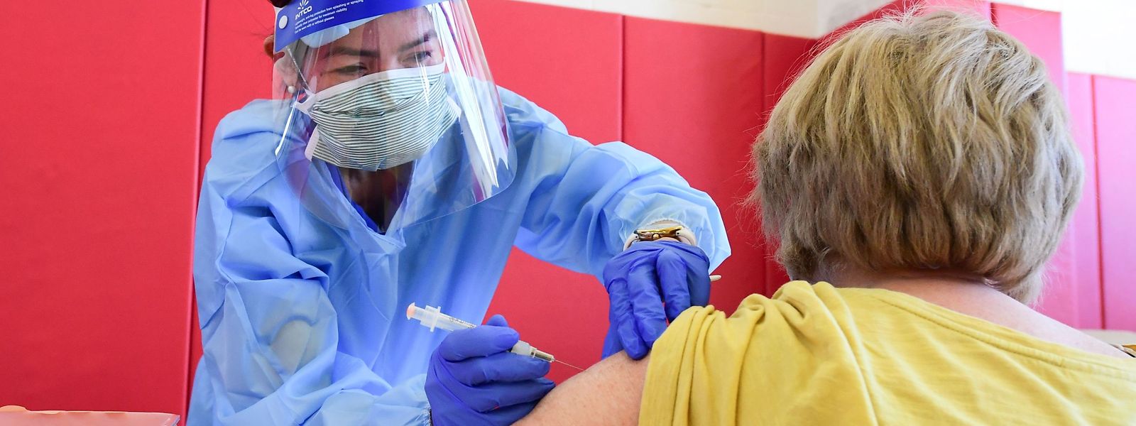 Pour l'heure, le ministère de la Santé a annoncé 3.233 vaccinations anti-covid déjà réalisées dans le pays