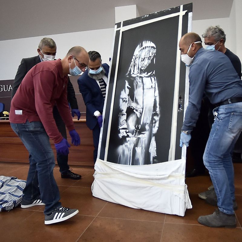 Krimi Um Banksy Tur Italien Gibt Werk An Frankreich Zuruck