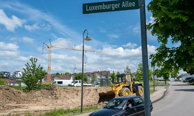 At least the street name reminds you of home: construction in Winchering, Germany, just across the border